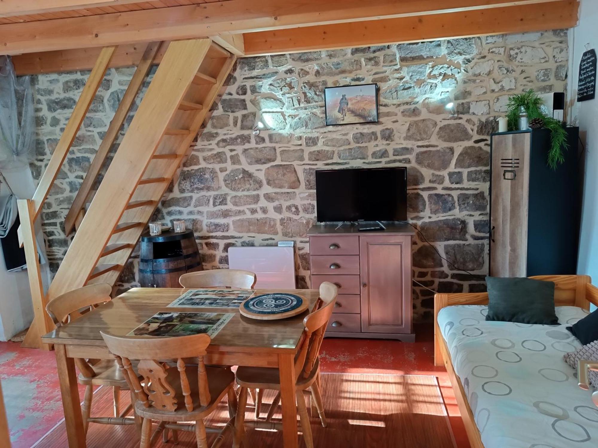 Petit Gite Cocoon Ty Bihan Ar Feunteun Scrignac Zewnętrze zdjęcie